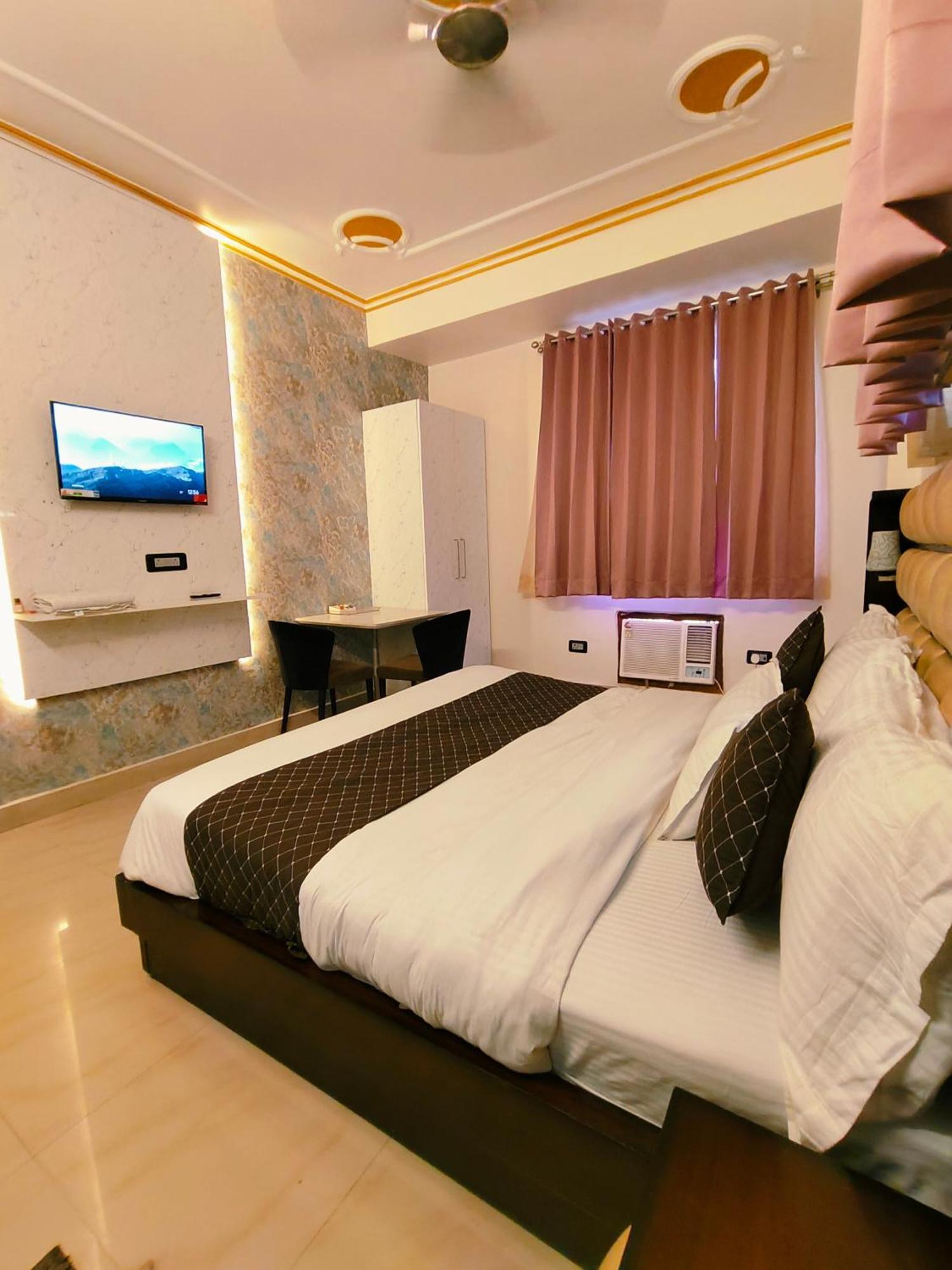 Hotel New Imperial Ghaziabád Exteriér fotografie